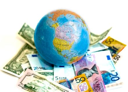 Currency transfer tips: What expats should consider before sending money home